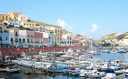News/06/PortoPonza_nhp.jpg